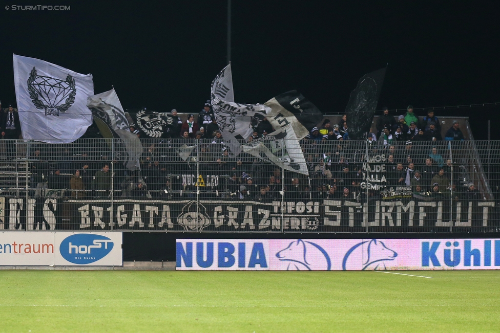 Altach - Sturm Graz
Oesterreichische Fussball Bundesliga, 18. Runde, SCR Altach - SK Sturm Graz, Stadion Schnabelholz Altach, 02.12.2017. 

Foto zeigt Fans von Sturm
