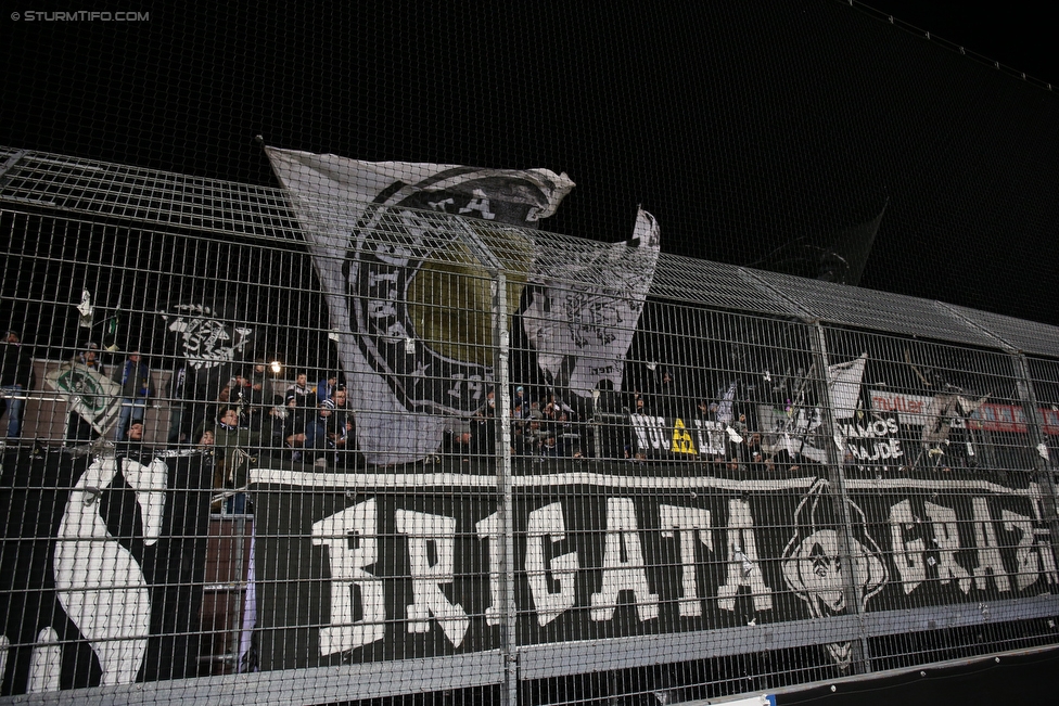 Altach - Sturm Graz
Oesterreichische Fussball Bundesliga, 18. Runde, SCR Altach - SK Sturm Graz, Stadion Schnabelholz Altach, 02.12.2017. 

Foto zeigt Fans von Sturm
