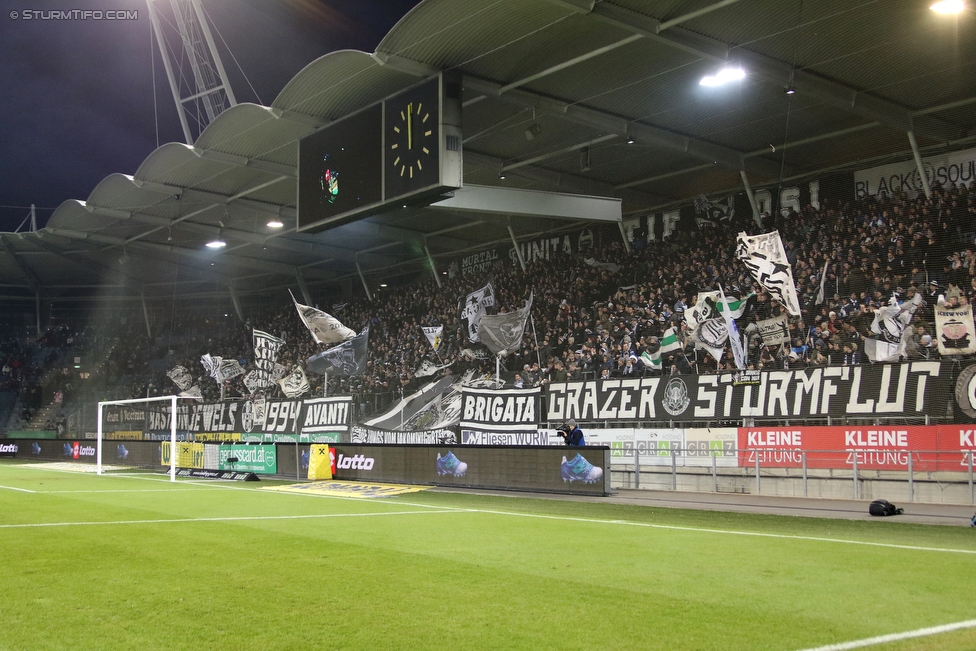 Sturm Graz - St. Poelten
Oesterreichische Fussball Bundesliga, 19. Runde, SK Sturm Graz - SKN St. Poelten, Stadion Liebenau Graz, 09.12.2017. 

Foto zeigt Fans von Sturm
