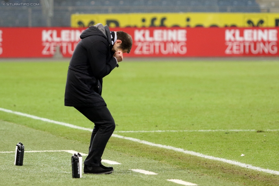 Sturm Graz - St. Poelten
Oesterreichische Fussball Bundesliga, 19. Runde, SK Sturm Graz - SKN St. Poelten, Stadion Liebenau Graz, 09.12.2017. 

Foto zeigt Franco Foda (Cheftrainer Sturm)
