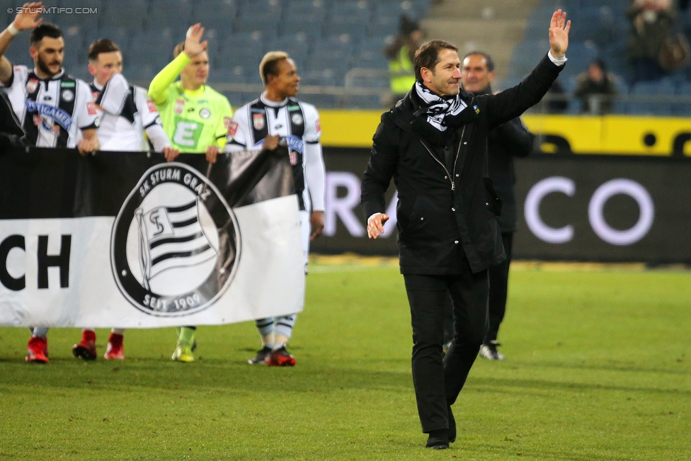 Sturm Graz - St. Poelten
Oesterreichische Fussball Bundesliga, 19. Runde, SK Sturm Graz - SKN St. Poelten, Stadion Liebenau Graz, 09.12.2017. 

Foto zeigt die Mannschaft von Sturm und Franco Foda (Cheftrainer Sturm)
