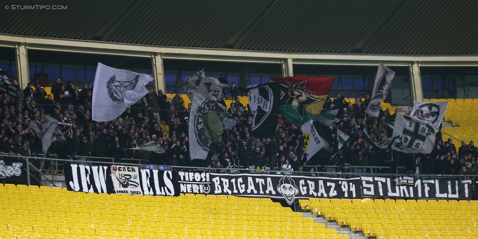 Austria Wien - Sturm Graz
Oesterreichische Fussball Bundesliga, 20. Runde, FK Austria Wien - SK Sturm Graz, Ernst Happel Stadion Wien, 17.12.2017. 

Foto zeigt Fans von Sturm
