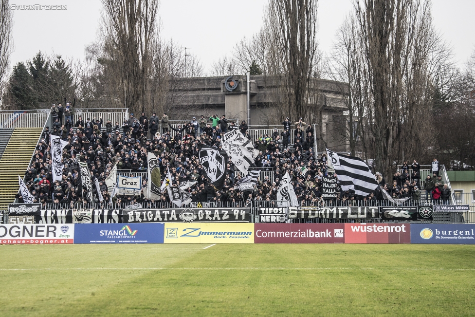 Mattersburg - Sturm Graz
Oesterreichische Fussball Bundesliga, 21. Runde, SV Mattersburg - SK Sturm Graz, Pappelstadion Mattersburg, 03.02.2018. 

Foto zeigt Fans von Sturm
