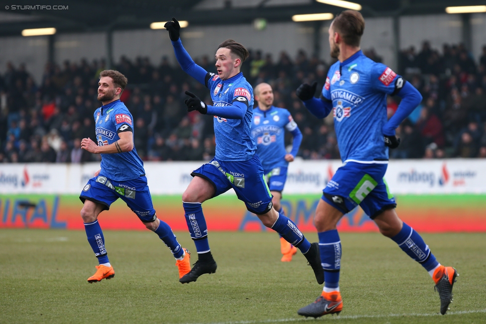 LASK - Sturm Graz
Oesterreichische Fussball Bundesliga, 25. Runde, LASK - SK Sturm Graz, Waldstadion Pasching, 03.03.2018. 

Foto zeigt Philipp Huspek (Sturm) und Dario Maresic (Sturm)
