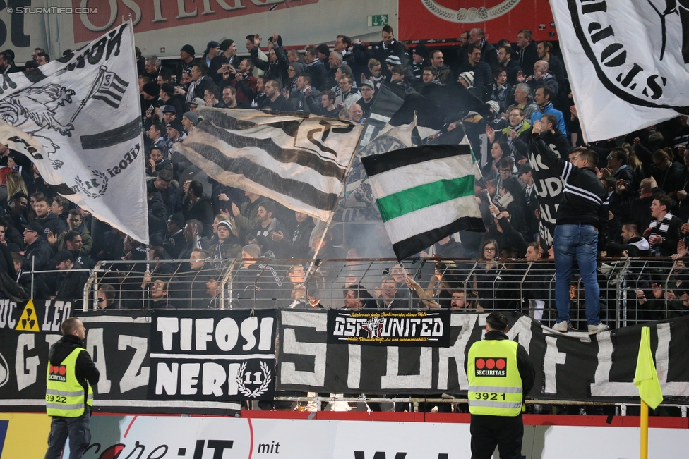 Admira Wacker - Sturm Graz
Oesterreichische Fussball Bundesliga, 26. Runde, FC Admira Wacker Moedling - SK Sturm Graz, Stadion Suedstadt Maria Enzersdorf, 10.03.2018. 

Foto zeigt Fans von Sturm
