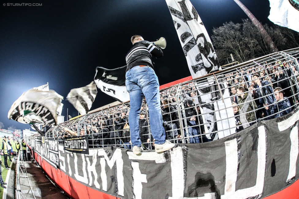 Admira Wacker - Sturm Graz
Oesterreichische Fussball Bundesliga, 26. Runde, FC Admira Wacker Moedling - SK Sturm Graz, Stadion Suedstadt Maria Enzersdorf, 10.03.2018. 

Foto zeigt Fans von Sturm
