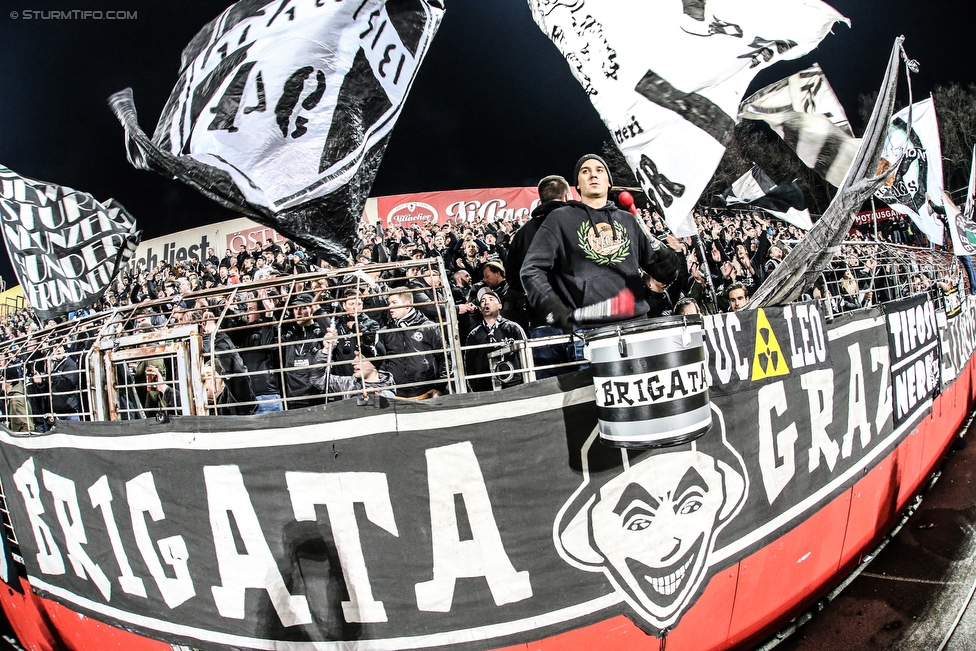 Admira Wacker - Sturm Graz
Oesterreichische Fussball Bundesliga, 26. Runde, FC Admira Wacker Moedling - SK Sturm Graz, Stadion Suedstadt Maria Enzersdorf, 10.03.2018. 

Foto zeigt Fans von Sturm
