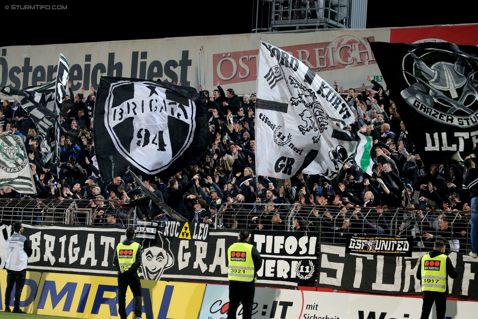 Admira Wacker - Sturm Graz
Oesterreichische Fussball Bundesliga, 26. Runde, FC Admira Wacker Moedling - SK Sturm Graz, Stadion Suedstadt Maria Enzersdorf, 10.03.2018. 

Foto zeigt Fans von Sturm
