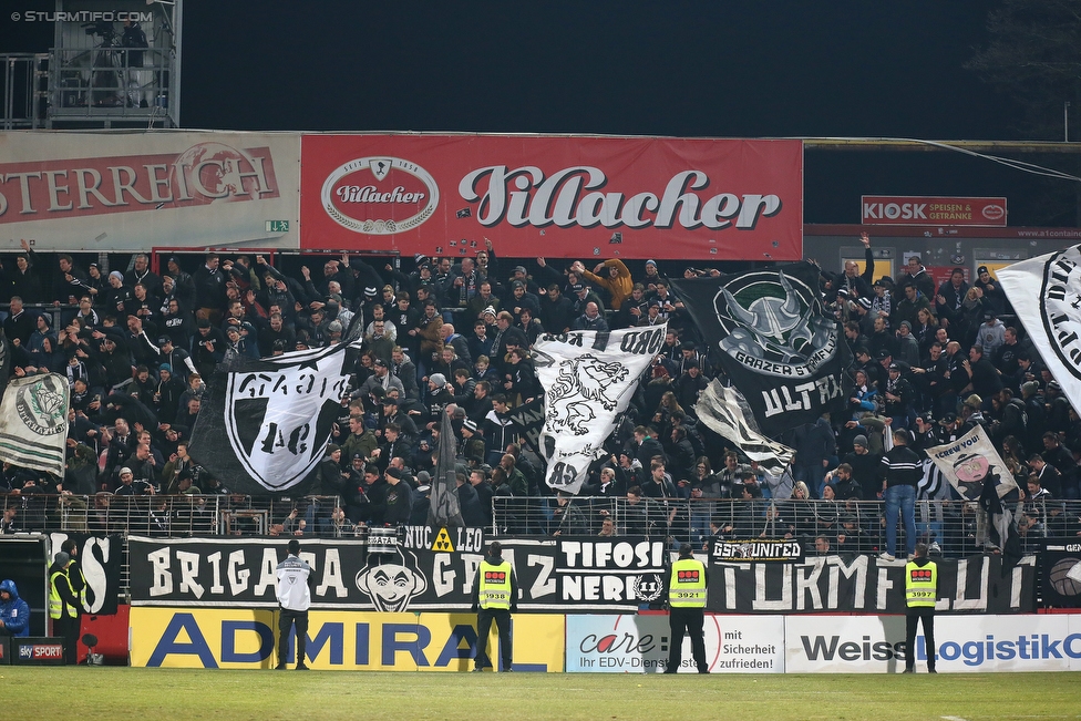 Admira Wacker - Sturm Graz
Oesterreichische Fussball Bundesliga, 26. Runde, FC Admira Wacker Moedling - SK Sturm Graz, Stadion Suedstadt Maria Enzersdorf, 10.03.2018. 

Foto zeigt Fans von Sturm
