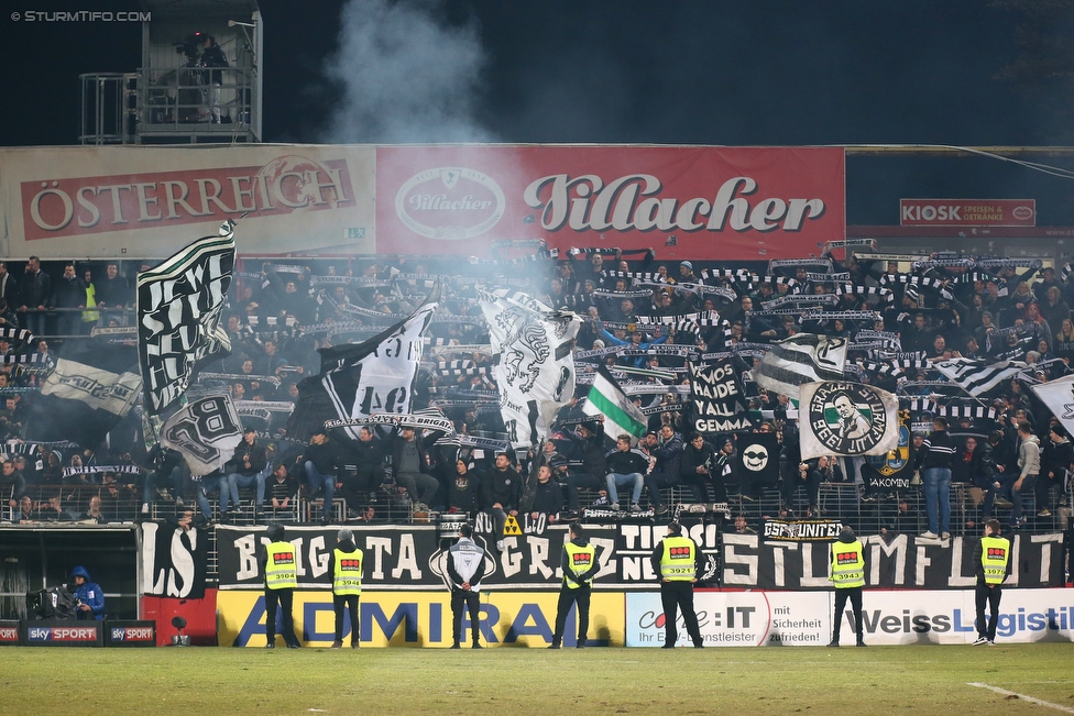 Admira Wacker - Sturm Graz
Oesterreichische Fussball Bundesliga, 26. Runde, FC Admira Wacker Moedling - SK Sturm Graz, Stadion Suedstadt Maria Enzersdorf, 10.03.2018. 

Foto zeigt Fans von Sturm
