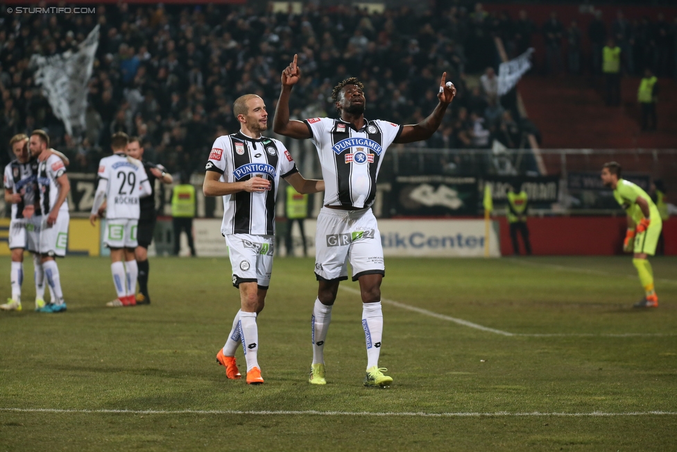 Admira Wacker - Sturm Graz
Oesterreichische Fussball Bundesliga, 26. Runde, FC Admira Wacker Moedling - SK Sturm Graz, Stadion Suedstadt Maria Enzersdorf, 10.03.2018. 

Foto zeigt Fabian Koch (Sturm) und Bright Edomwonyi (Sturm)
Schlüsselwörter: torjubel