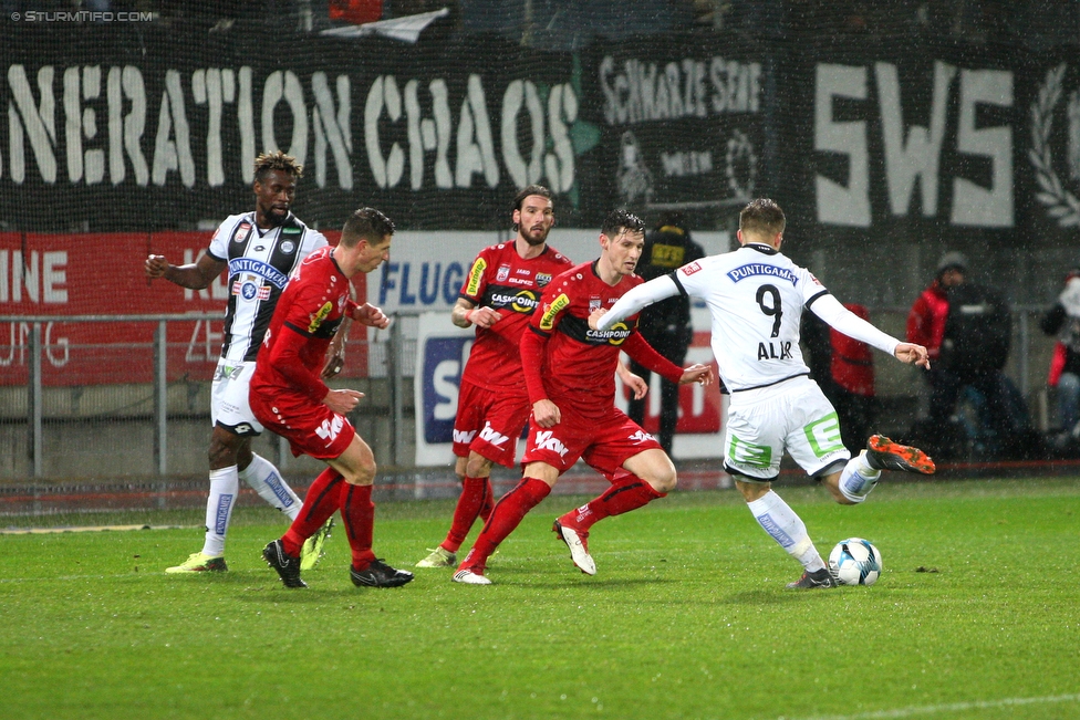 Sturm Graz - Altach
Oesterreichische Fussball Bundesliga, 27. Runde, SK Sturm Graz - SCR Altach, Stadion Liebenau Graz, 17.03.2018. 

Foto zeigt Bright Edomwonyi (Sturm) und Deni Alar (Sturm)
