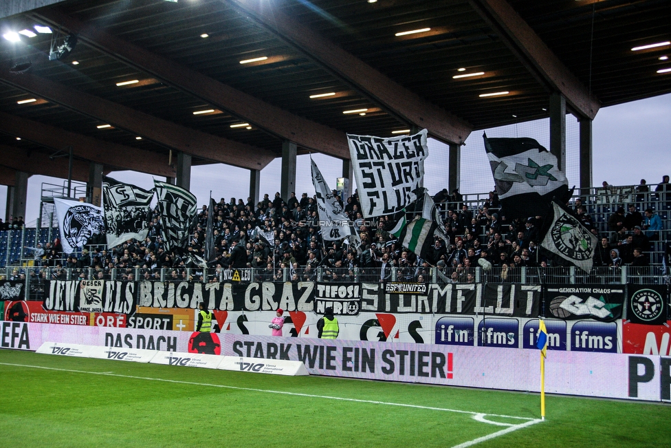 St. Poelten - Sturm Graz
Oesterreichische Fussball Bundesliga, 28. Runde, SKN St. Poelten - SK Sturm Graz, Arena St. Poelten, 31.03.2018. 

Foto zeigt Fans von Sturm
