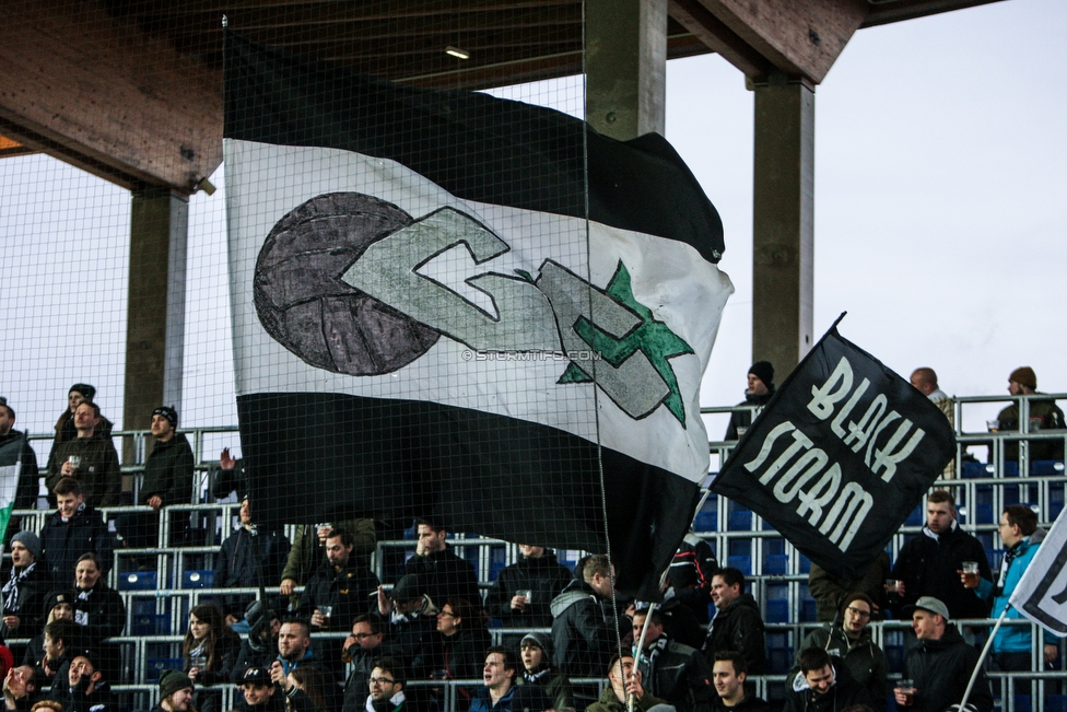 St. Poelten - Sturm Graz
Oesterreichische Fussball Bundesliga, 28. Runde, SKN St. Poelten - SK Sturm Graz, Arena St. Poelten, 31.03.2018. 

Foto zeigt Fans von Sturm
