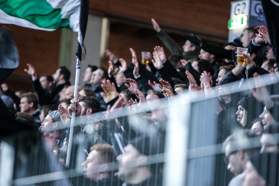 St. Poelten - Sturm Graz
Oesterreichische Fussball Bundesliga, 28. Runde, SKN St. Poelten - SK Sturm Graz, Arena St. Poelten, 31.03.2018. 

Foto zeigt Fans von Sturm
