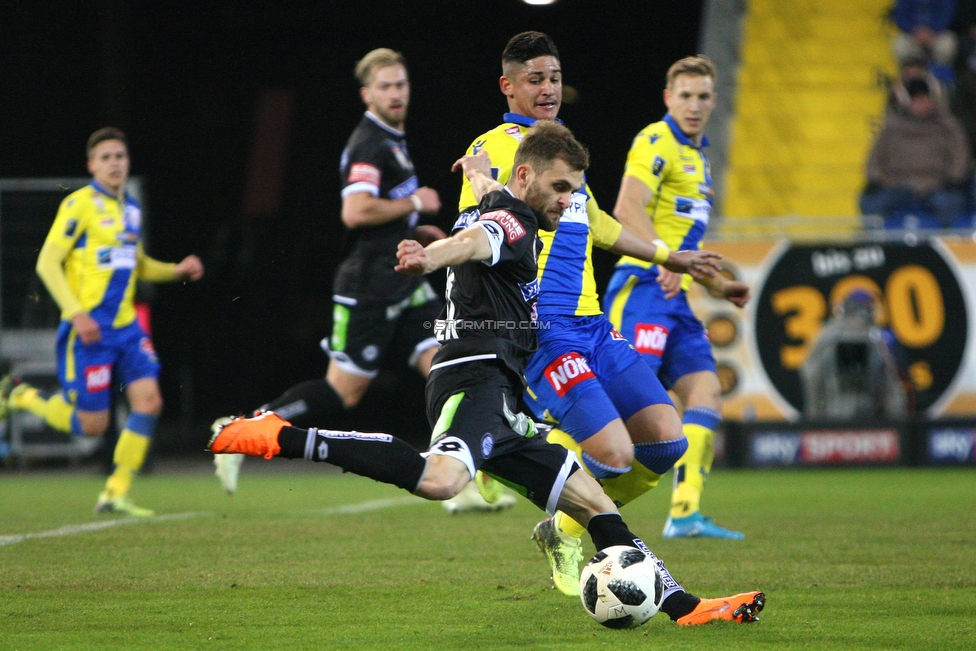 St. Poelten - Sturm Graz
Oesterreichische Fussball Bundesliga, 28. Runde, SKN St. Poelten - SK Sturm Graz, Arena St. Poelten, 31.03.2018. 

Foto zeigt Philipp Huspek (Sturm)
