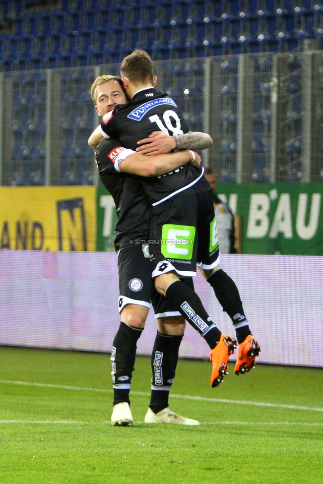 St. Poelten - Sturm Graz
Oesterreichische Fussball Bundesliga, 28. Runde, SKN St. Poelten - SK Sturm Graz, Arena St. Poelten, 31.03.2018. 

Foto zeigt Peter Zulj (Sturm) und Philipp Huspek (Sturm)
Schlüsselwörter: torjubel