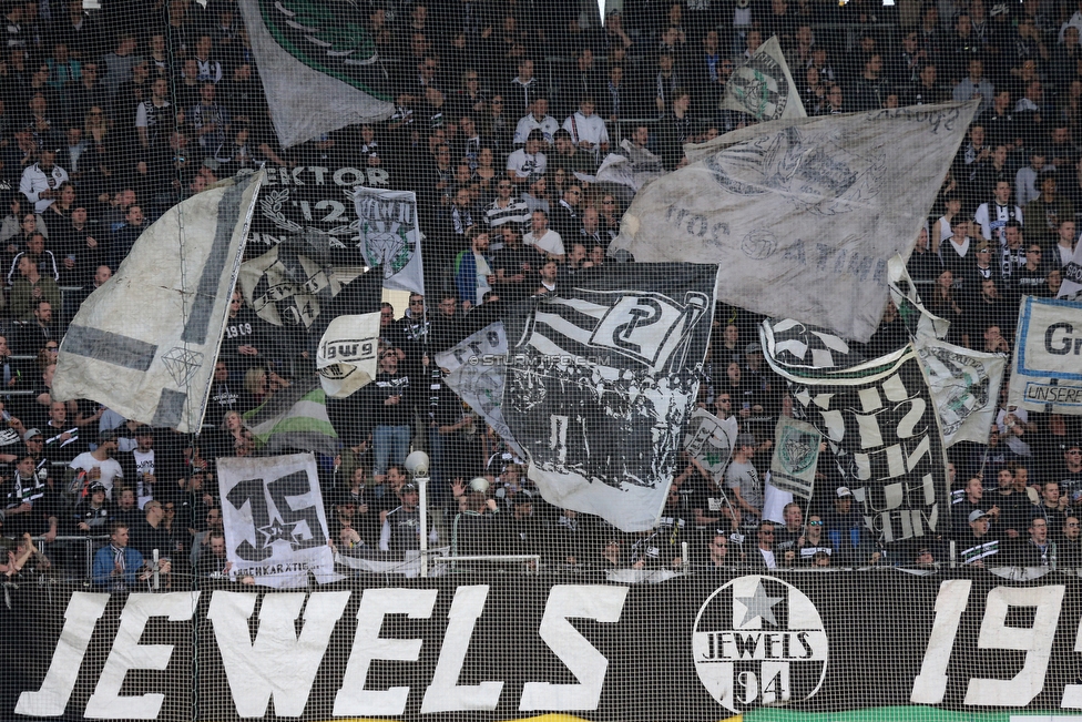 Sturm Graz - Austria Wien
Oesterreichische Fussball Bundesliga, 29. Runde, SK Sturm Graz - FK Austria Wien, Stadion Liebenau Graz, 07.04.2018. 

Foto zeigt Fans von Sturm mit einer Choreografie
