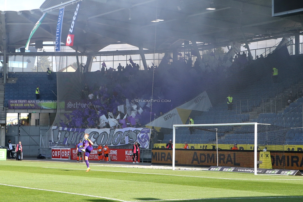 Sturm Graz - Austria Wien
Oesterreichische Fussball Bundesliga, 29. Runde, SK Sturm Graz - FK Austria Wien, Stadion Liebenau Graz, 07.04.2018. 

Foto zeigt Fans von Austria Wien mit einer Choreografie
Schlüsselwörter: pyrotechnik