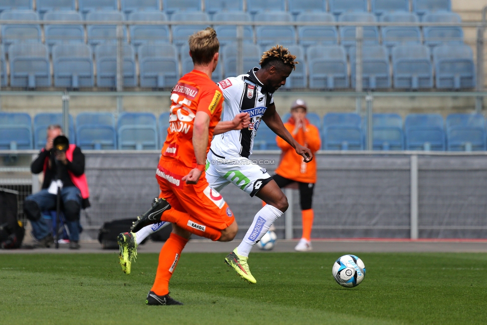 Sturm Graz - Austria Wien
Oesterreichische Fussball Bundesliga, 29. Runde, SK Sturm Graz - FK Austria Wien, Stadion Liebenau Graz, 07.04.2018. 

Foto zeigt Thomas Salamon (Austria) und Bright Edomwonyi (Sturm)
