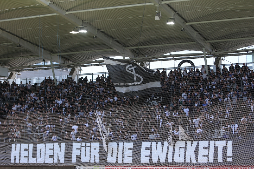 Sturm Graz - Mattersburg
Oesterreichische Fussball Bundesliga, 30. Runde, SK Sturm Graz - SV Mattersburg, Stadion Liebenau Graz, 14.04.2018. 

Foto zeigt Fans von Sturm mit einer Choreografie
