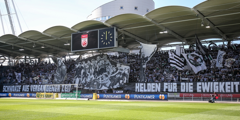 Sturm Graz - Mattersburg
Oesterreichische Fussball Bundesliga, 30. Runde, SK Sturm Graz - SV Mattersburg, Stadion Liebenau Graz, 14.04.2018. 

Foto zeigt Fans von Sturm mit einer Choreografie
