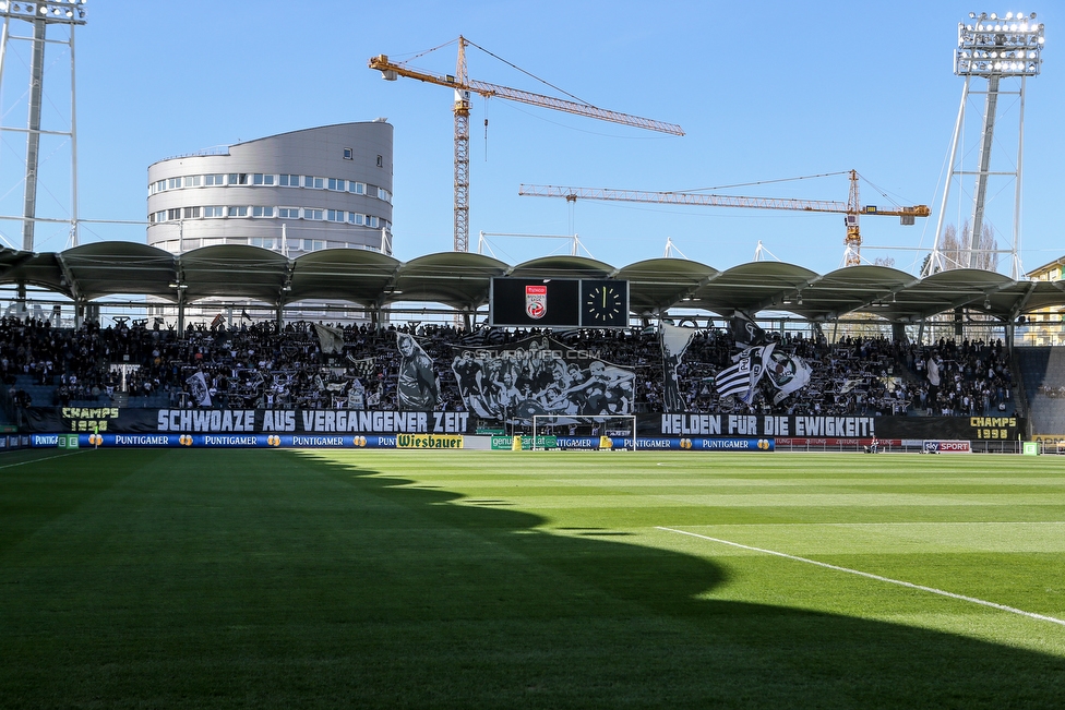 Sturm Graz - Mattersburg
Oesterreichische Fussball Bundesliga, 30. Runde, SK Sturm Graz - SV Mattersburg, Stadion Liebenau Graz, 14.04.2018. 

Foto zeigt Fans von Sturm mit einer Choreografie
