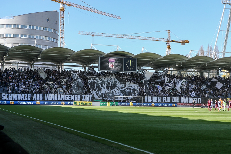 Sturm Graz - Mattersburg
Oesterreichische Fussball Bundesliga, 30. Runde, SK Sturm Graz - SV Mattersburg, Stadion Liebenau Graz, 14.04.2018. 

Foto zeigt Fans von Sturm mit einer Choreografie
