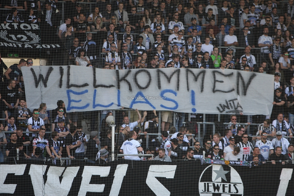 Sturm Graz - Mattersburg
Oesterreichische Fussball Bundesliga, 30. Runde, SK Sturm Graz - SV Mattersburg, Stadion Liebenau Graz, 14.04.2018. 

Foto zeigt Fans von Sturm mit einem Spruchband
