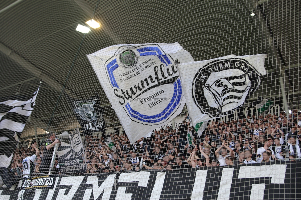 Sturm Graz - Mattersburg
Oesterreichische Fussball Bundesliga, 30. Runde, SK Sturm Graz - SV Mattersburg, Stadion Liebenau Graz, 14.04.2018. 

Foto zeigt Fans von Sturm
