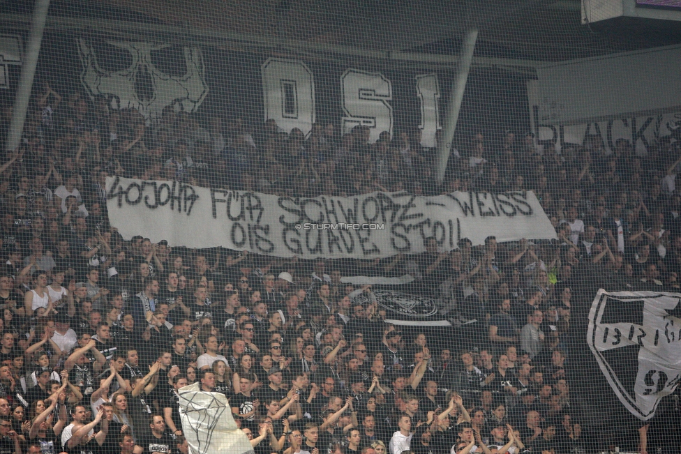 Sturm Graz - Rapid Wien
OEFB Cup, Halbfinale, SK Sturm Graz - SK Rapid Wien, Stadion Liebenau Graz, 18.04.2018. 

Foto zeigt Fans von Sturm mit einem Spruchband
