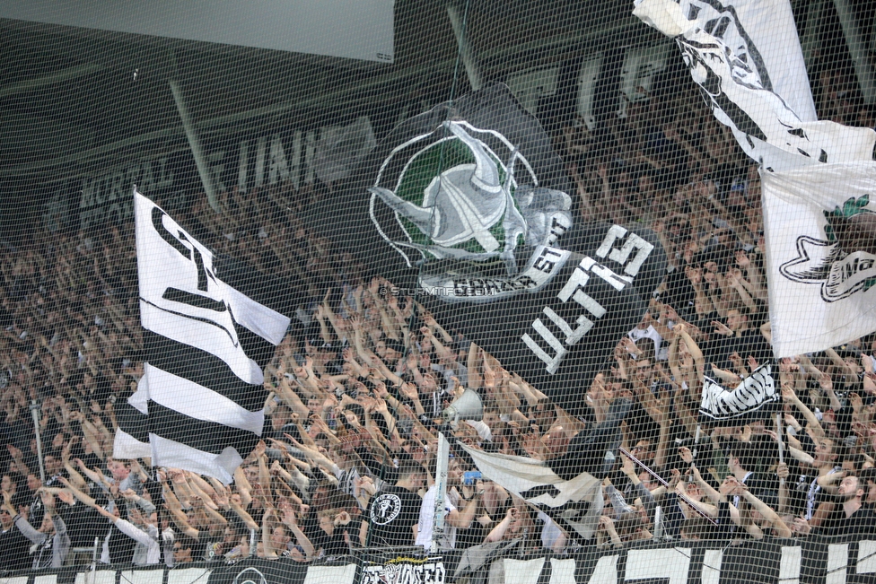 Sturm Graz - Rapid Wien
OEFB Cup, Halbfinale, SK Sturm Graz - SK Rapid Wien, Stadion Liebenau Graz, 18.04.2018. 

Foto zeigt Fans von Sturm
