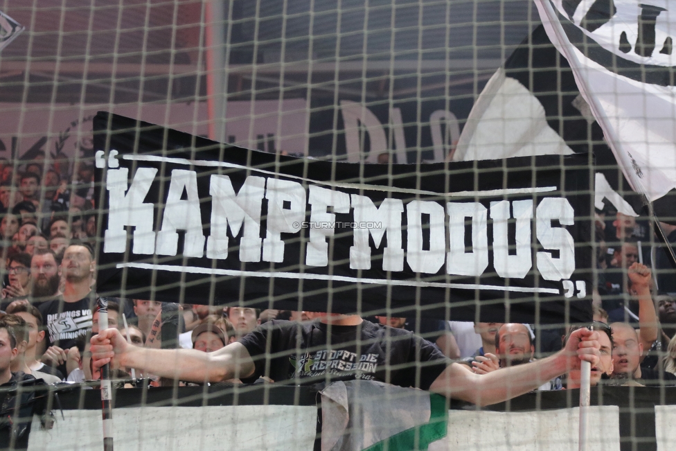 Sturm Graz - Rapid Wien
OEFB Cup, Halbfinale, SK Sturm Graz - SK Rapid Wien, Stadion Liebenau Graz, 18.04.2018. 

Foto zeigt Fans von Sturm

