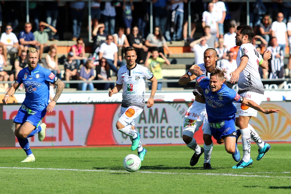 Wolfsberg - Sturm Graz
Oesterreichische Fussball Bundesliga, 31. Runde, Wolfsberger AC - SK Sturm Graz, Lavanttal Arena Wolfsberg, 21.04.2018. 

Foto zeigt Peter Zulj (Sturm), Thorsten Roecher (Sturm) und Nemanja Rnic (Wolfsberg)
