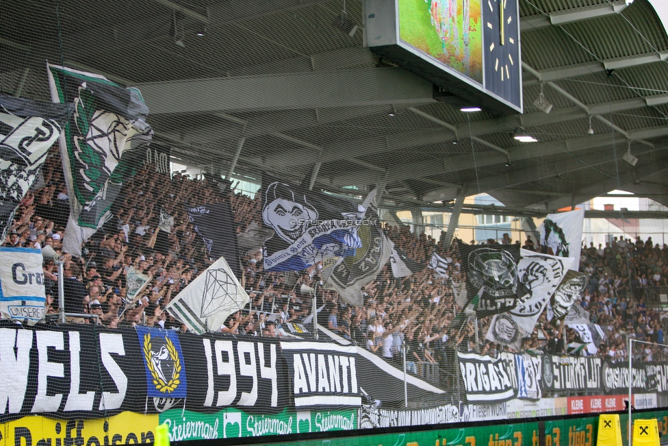 Sturm Graz - Rapid Wien
Oesterreichische Fussball Bundesliga, 32. Runde, SK Sturm Graz - SK Rapid Wien, Stadion Liebenau Graz, 29.04.2018. 

Foto zeigt Fans von Sturm
