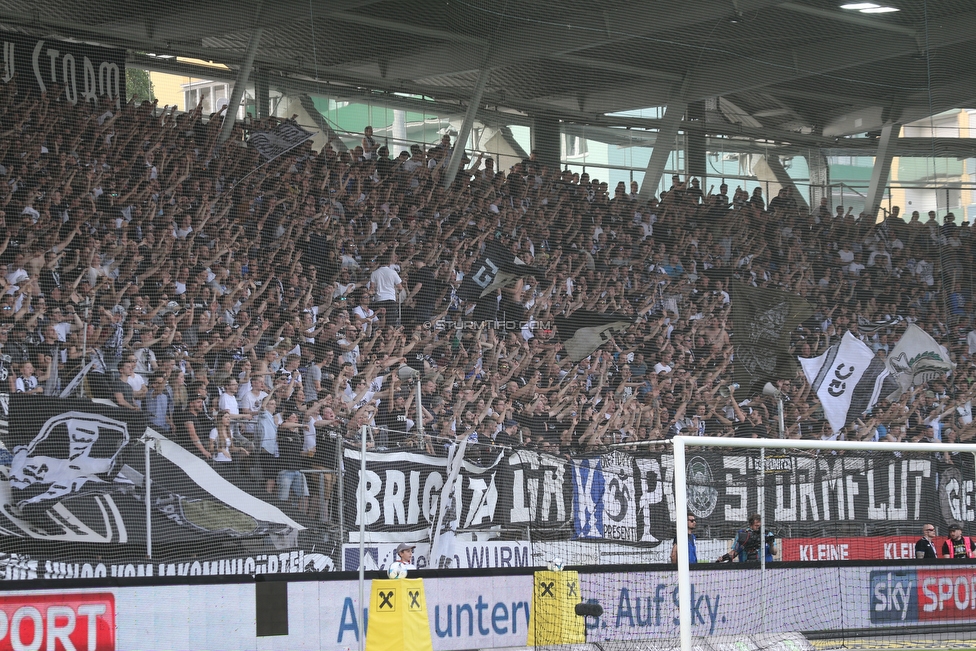 Sturm Graz - Rapid Wien
Oesterreichische Fussball Bundesliga, 32. Runde, SK Sturm Graz - SK Rapid Wien, Stadion Liebenau Graz, 29.04.2018. 

Foto zeigt Fans von Sturm
