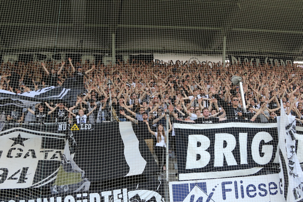 Sturm Graz - Rapid Wien
Oesterreichische Fussball Bundesliga, 32. Runde, SK Sturm Graz - SK Rapid Wien, Stadion Liebenau Graz, 29.04.2018. 

Foto zeigt Fans von Sturm
