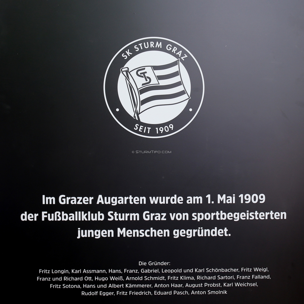 Sturm Gedenktafel
SK Sturm Graz Enthuellung Gedenktafel, Augarten Graz, 01.05.2018.

Foto zeigt die Gedenktafel
