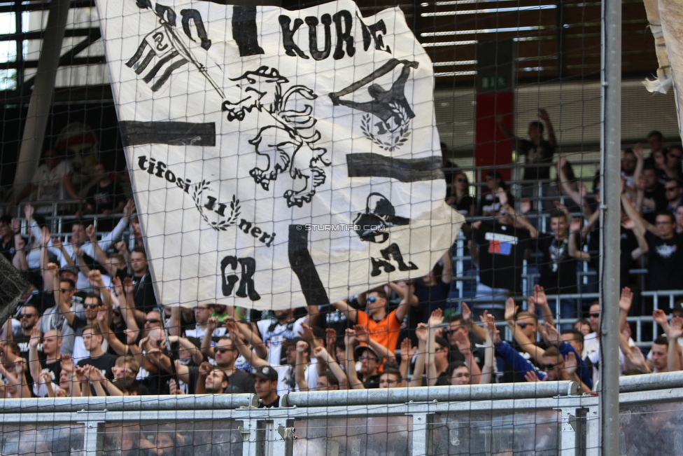 Salzburg - Sturm Graz
Oesterreichische Fussball Bundesliga, 33. Runde, FC RB Salzburg - SK Sturm Graz, Stadion Wals-Siezenheim, 06.05.2018. 

Foto zeigt Fans von Sturm
