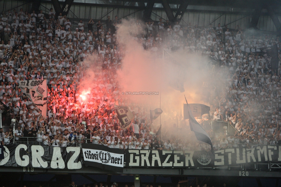 Sturm Graz - Salzburg
OEFB Cup, Finale, SK Sturm Graz - FC RB Salzburg, Woerthersee Stadion Klagenfurt, 09.05.2018. 

Foto zeigt Fans von Sturm
Schlüsselwörter: pyrotechnik