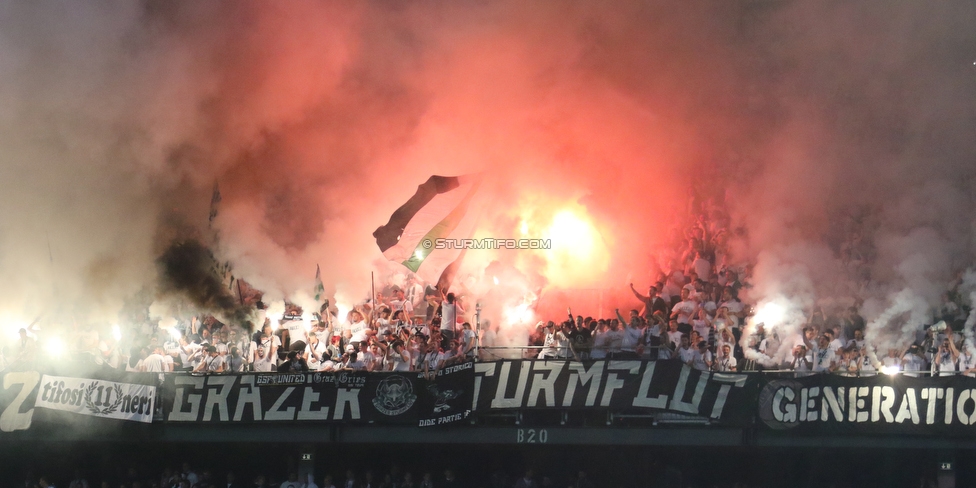 Sturm Graz - Salzburg
OEFB Cup, Finale, SK Sturm Graz - FC RB Salzburg, Woerthersee Stadion Klagenfurt, 09.05.2018. 

Foto zeigt Fans von Sturm
Schlüsselwörter: pyrotechnik