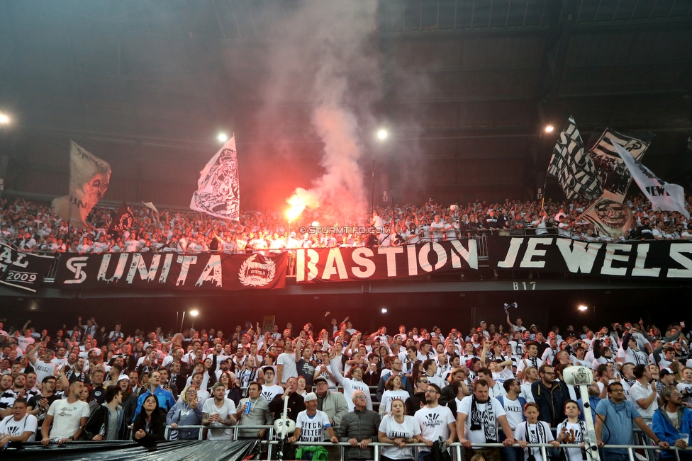 Sturm Graz - Salzburg
OEFB Cup, Finale, SK Sturm Graz - FC RB Salzburg, Woerthersee Stadion Klagenfurt, 09.05.2018. 

Foto zeigt Fans von Sturm
Schlüsselwörter: pyrotechnik