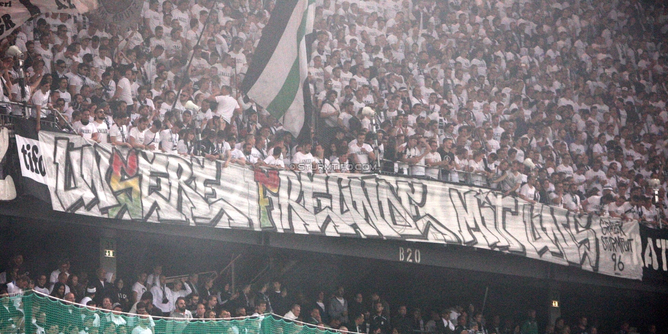 Sturm Graz - Salzburg
OEFB Cup, Finale, SK Sturm Graz - FC RB Salzburg, Woerthersee Stadion Klagenfurt, 09.05.2018. 

Foto zeigt Fans von Sturm mit einem Spruchband
