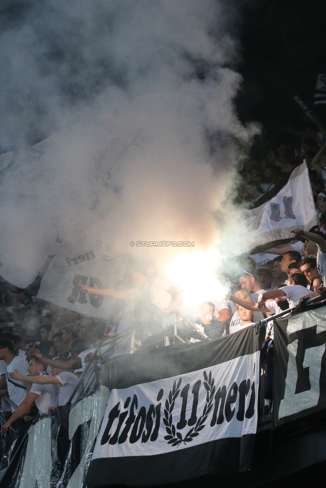 Sturm Graz - Salzburg
OEFB Cup, Finale, SK Sturm Graz - FC RB Salzburg, Woerthersee Stadion Klagenfurt, 09.05.2018. 

Foto zeigt Fans von Sturm
Schlüsselwörter: pyrotechnik