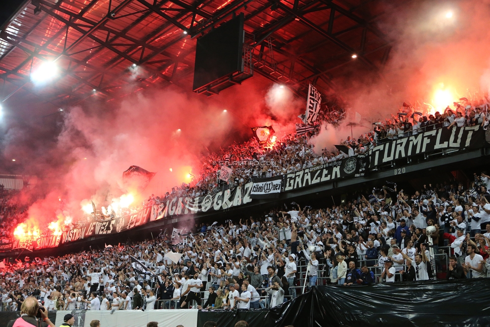 Sturm Graz - Salzburg
OEFB Cup, Finale, SK Sturm Graz - FC RB Salzburg, Woerthersee Stadion Klagenfurt, 09.05.2018. 

Foto zeigt Fans von Sturm
Schlüsselwörter: pyrotechnik