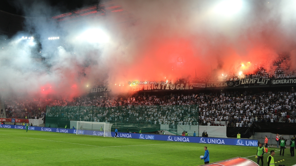 Sturm Graz - Salzburg
OEFB Cup, Finale, SK Sturm Graz - FC RB Salzburg, Woerthersee Stadion Klagenfurt, 09.05.2018. 

Foto zeigt Fans von Sturm
Schlüsselwörter: pyrotechnik