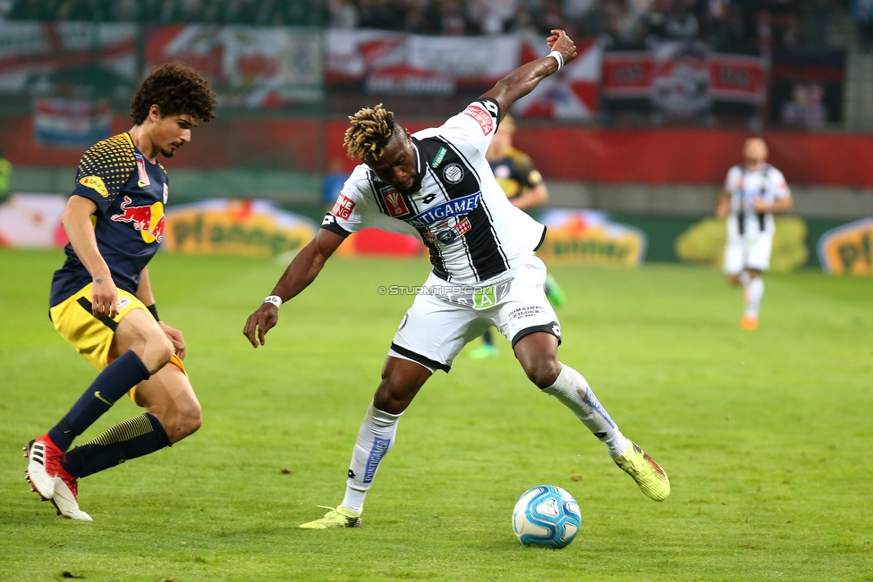 Sturm Graz - Salzburg
OEFB Cup, Finale, SK Sturm Graz - FC RB Salzburg, Woerthersee Stadion Klagenfurt, 09.05.2018. 

Foto zeigt Andre Ramalho (Salzburg) und Bright Edomwonyi (Sturm)
