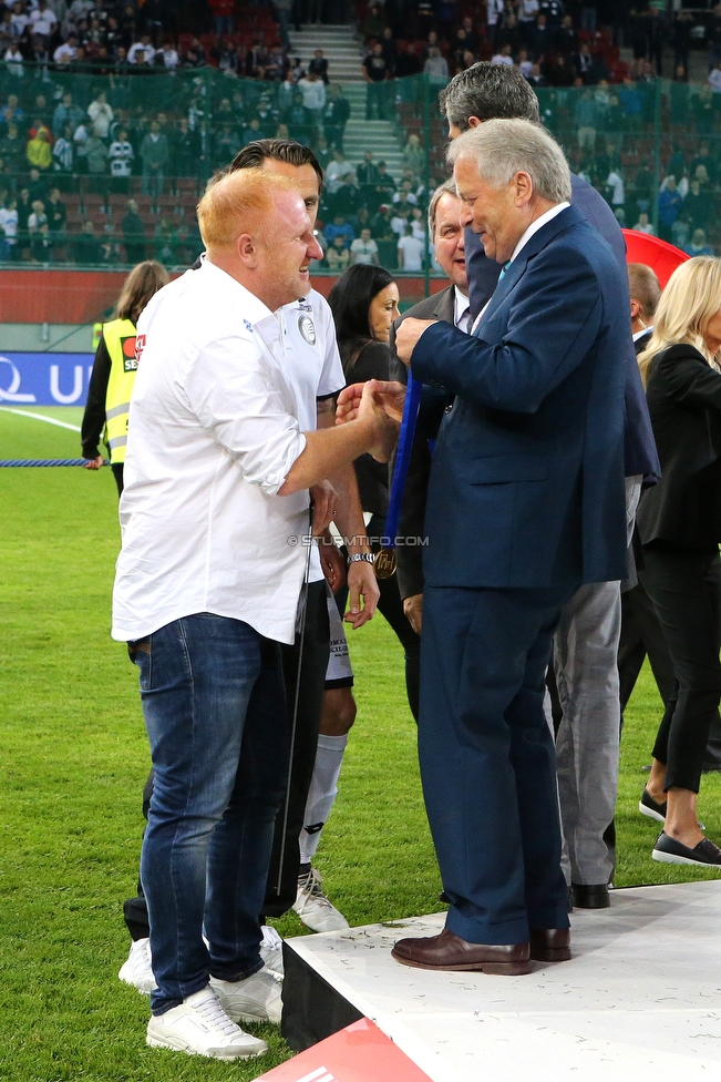 Sturm Graz - Salzburg
OEFB Cup, Finale, SK Sturm Graz - FC RB Salzburg, Woerthersee Stadion Klagenfurt, 09.05.2018. 

Foto zeigt Heiko Vogel (Cheftrainer Sturm) und Leo Windtner (Praesident OEFB)
