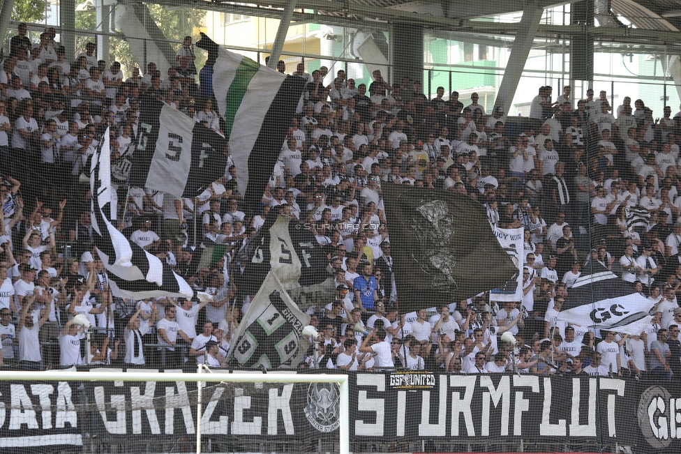 Sturm Graz - LASK
Oesterreichische Fussball Bundesliga, 34. Runde, SK Sturm Graz - LASK, Stadion Liebenau Graz, 12.05.2018. 

Foto zeigt Fans von Sturm
