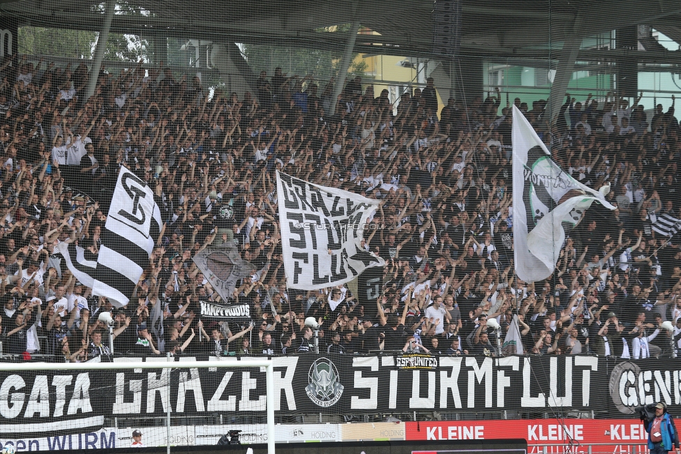 Sturm Graz - Admira Wacker
Oesterreichische Fussball Bundesliga, 35. Runde, SK Sturm Graz - FC Admira Wacker, Stadion Liebenau Graz, 12.05.2018. 

Foto zeigt Fans von Sturm
